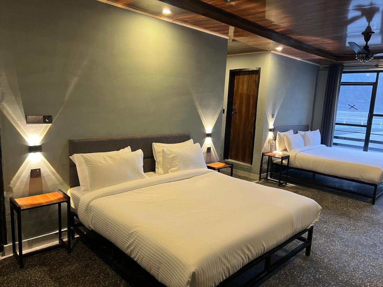Eat And Read Hotel Skardu Zimmer foto